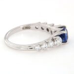 Anello Riviera Zaffiro Ovale Diamanti Crivelli - immagine 4