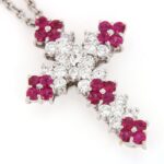 Collier croce diamanti e rubini Crivelli - immagine 3