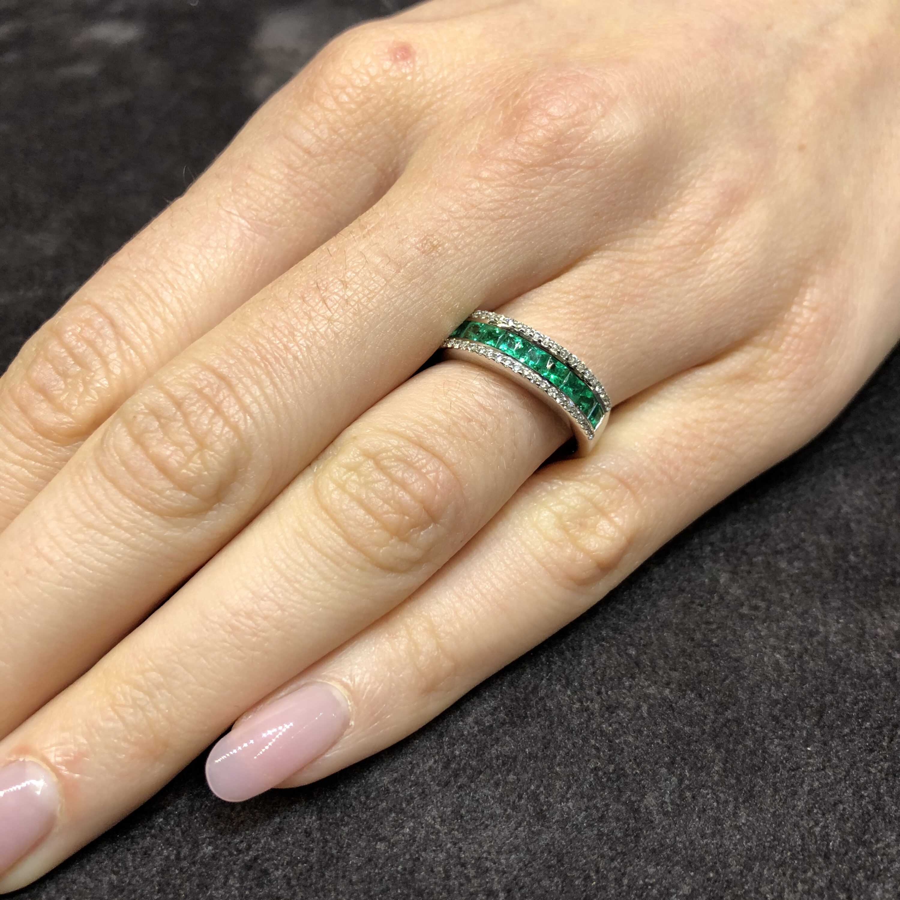 Anello riviera smeraldo diamanti Crivelli - immagine 5