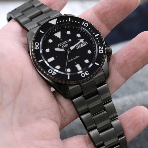 Orologio Seiko 5 Sport Solid Vibranium SRPD65K1 - immagine 4