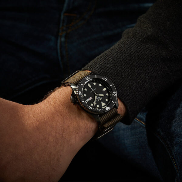 Orologio Seiko 5 Sport Black Wood SRPD65K4 - Oroshop