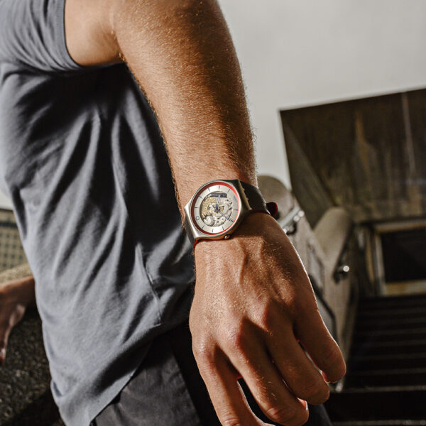 Orologio Q SKIN Irony James Bond Swatch SS07Z102 - immagine 6