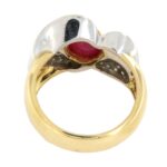Anello oro giallo 18 kt fiore Rubino e Diamanti - immagine 5