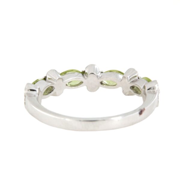 Anello in oro bianco 18 kt Peridoto Diamanti - immagine 4