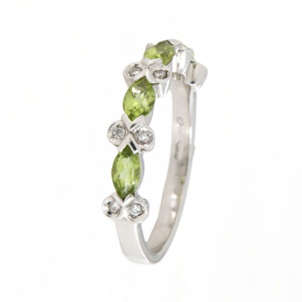 Anello in oro bianco 18 kt Peridoto Diamanti - immagine 6