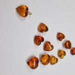 Ciondolo in ambra - immagine 2