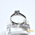 Anello oro bianco kt 18 solitario diamante - immagine 3