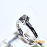 Anello oro bianco kt 18 solitario diamante - immagine 4
