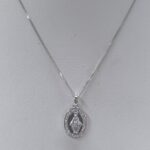 Collana oro bianco18 kt madonnina Crivelli con di - immagine 2