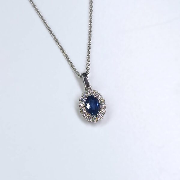 Girocollo oro bianco 18kt zaffiro e diamanti - immagine 2